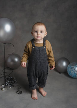 enfant et ballons